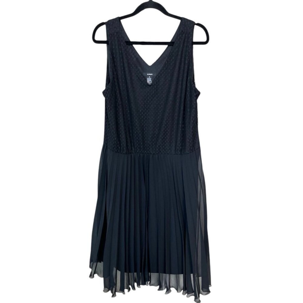 Alfani Black Sleeveless Swiss Dot Pleated Dress Size 16 - Picture 6 of 8